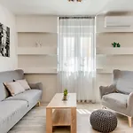 Apartament Sunny 4**** Luxury Apart With Garden In Center *