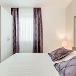 Sunny 4**** Luxury Apart With Garden In Center Trogir