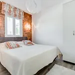 Apartament Sunny 4**** Luxury Apart With Garden In Center