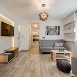 Sunny 4**** Luxury Apart With Garden In Center Trogir