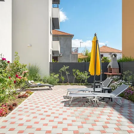 Sunny 4**** Luxury Apart With Garden In Center