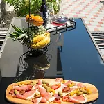 아파트 Sunny 4**** Luxury Apart With Garden In Center *