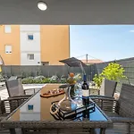 Sunny 4**** Luxury Apart With Garden In Center 트로기르