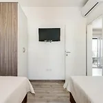 Sunny 4**** Luxury Apart With Garden In Center * 트로기르
