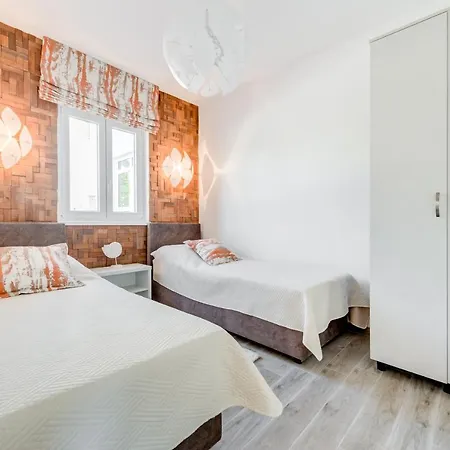 Sunny 4**** Luxury Apart With Garden In Center